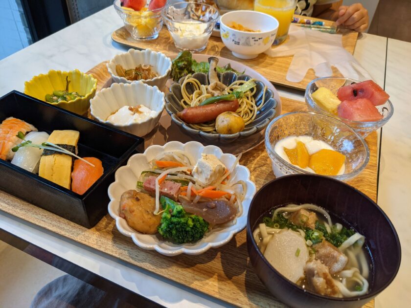 沖縄逸の彩温泉リゾート　朝食